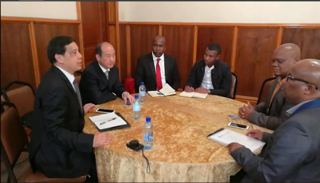 Ace Magashule, Governor of the Free State of South Africa, meets Zhou Yingjia, General Secretary of the Party Committee of HBUT